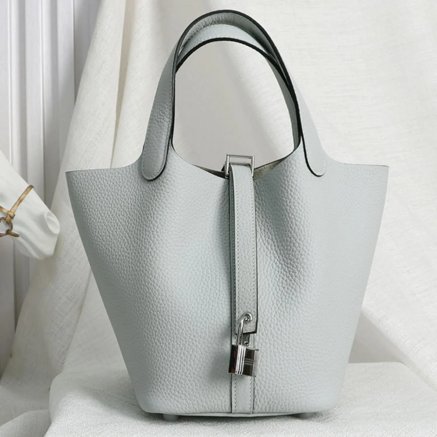Handheld Women's Bag, Vegetable Basket, Cowhide, Handmade Wax Thread, Water Bucket Bag