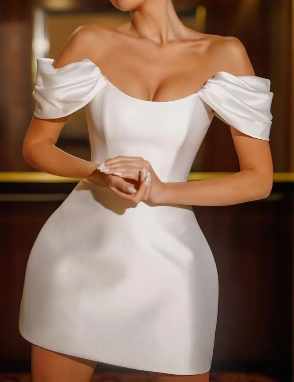 Off Shoulder Short Wedding Dress for Bride A-Line Strapless Satin Prom Homecoming Dresses for Teens Mini Bridal Gowns