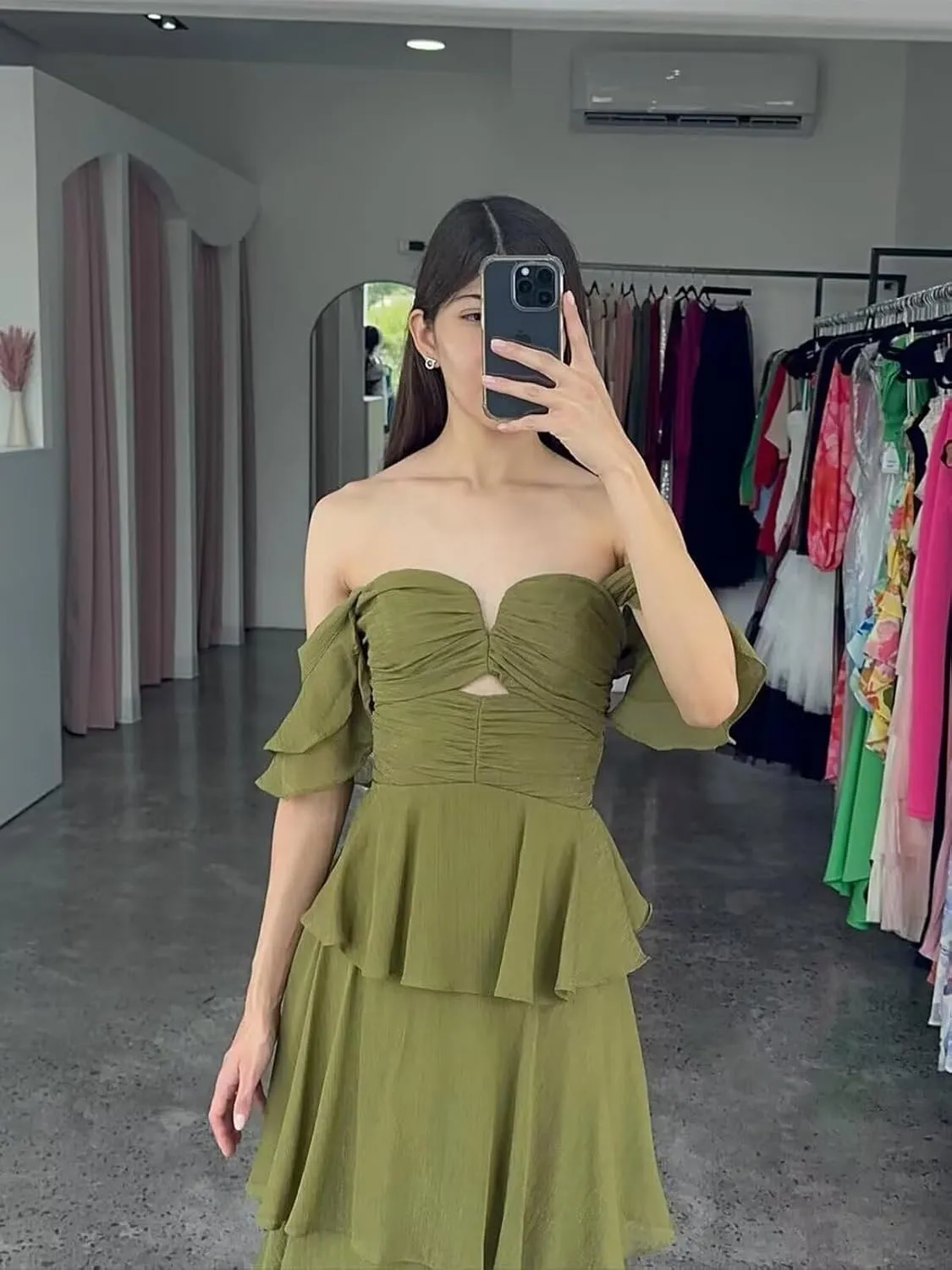 Off The Shoulder Bridesmaid Dresses Long Prom Dress 2025 Ruffle Tiered Chiffon Formal Evening Gowns with Sleeves